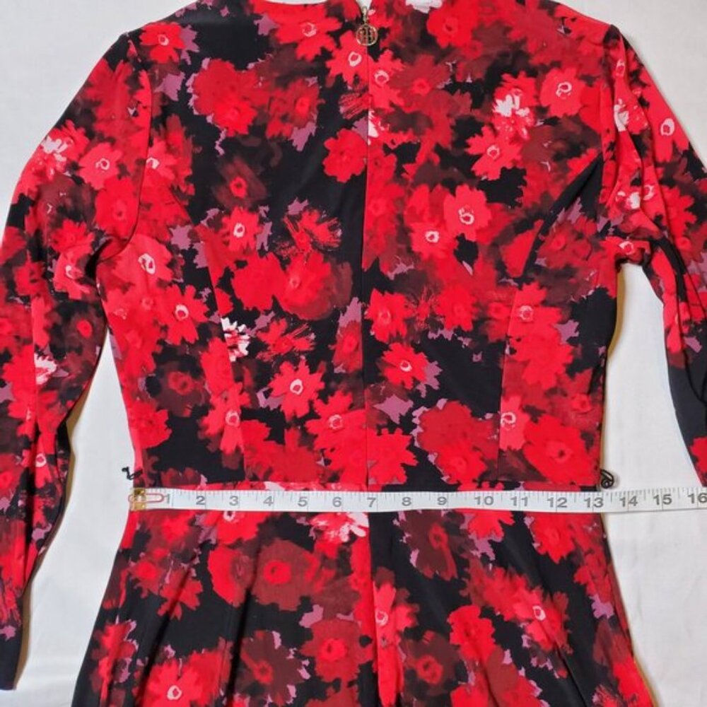 Tommy Hilfiger Women Dress Size 4 Red Floral A-Line V-Neck Knee Length - Picture 9 of 14